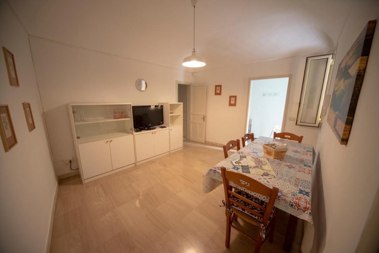 Casa Vacanza Da Dina Modica Exteriör bild
