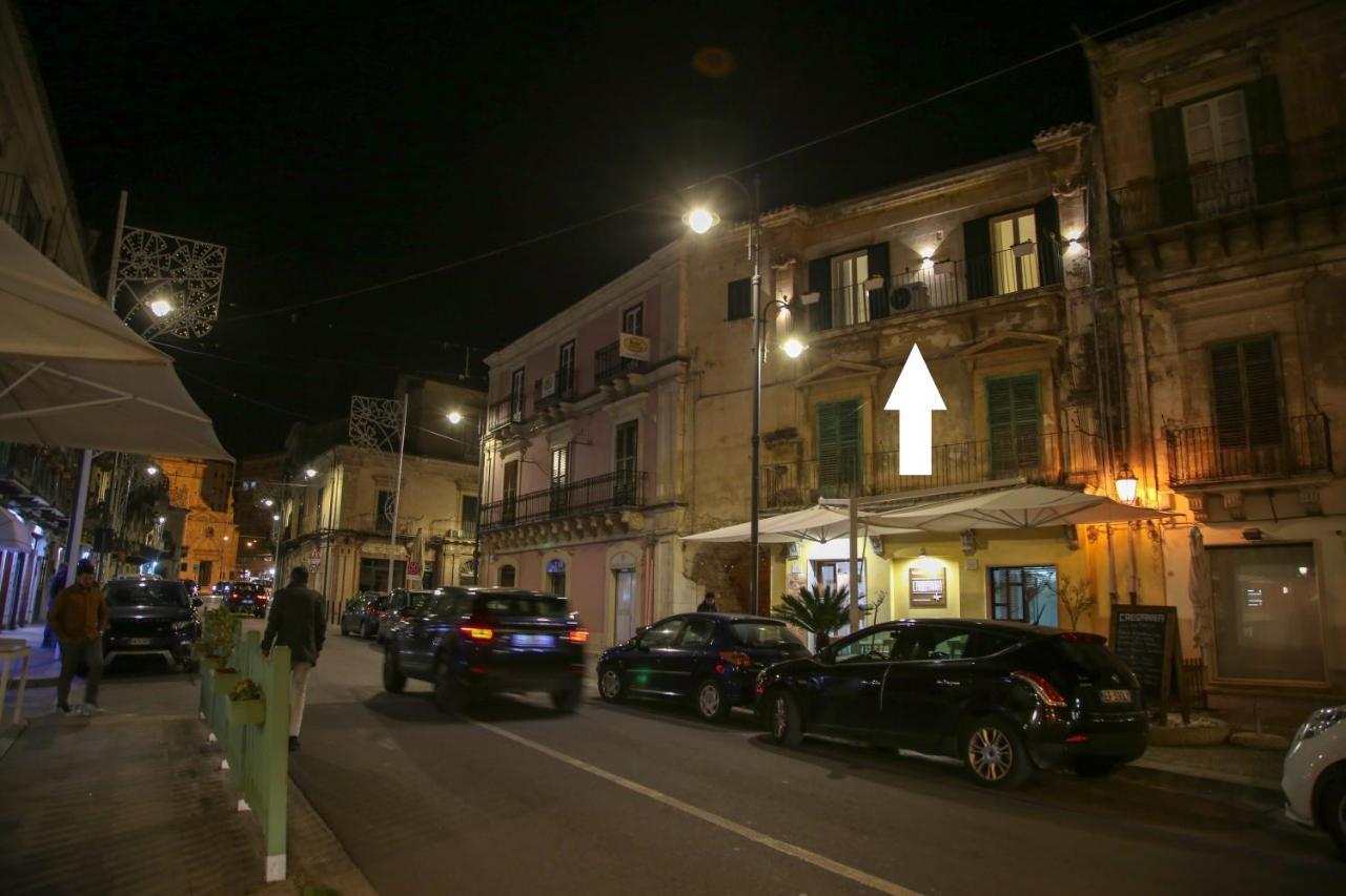 Casa Vacanza Da Dina Modica Exteriör bild